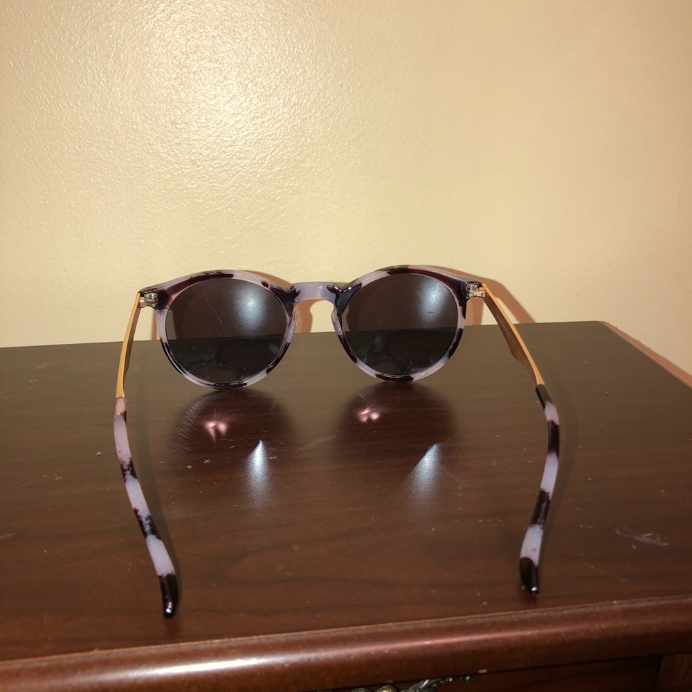 sunglasses 🌞 - Picture 4 of 7